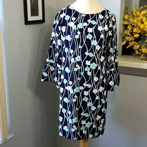 TALBOTS PETTIT,  Shift dress, size 6P. Navy blue, white with a light blue. Comfy - Picture 1 of 12